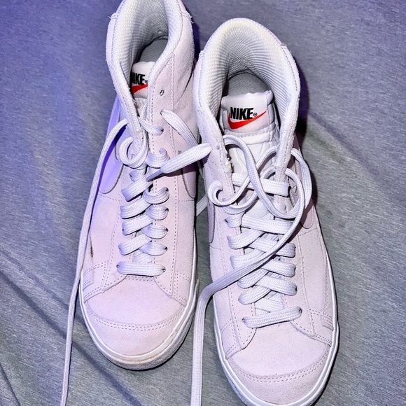 Suede Purple Nike blazers - Picture 1 of 2